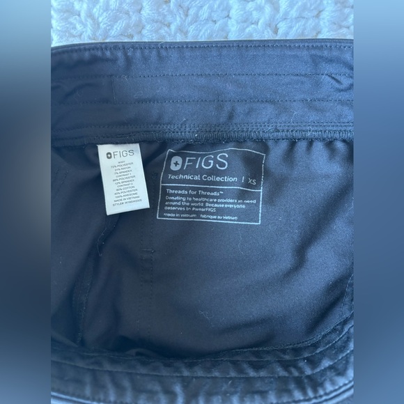 Black Figs Joggers size XS - Picture 2 of 3
